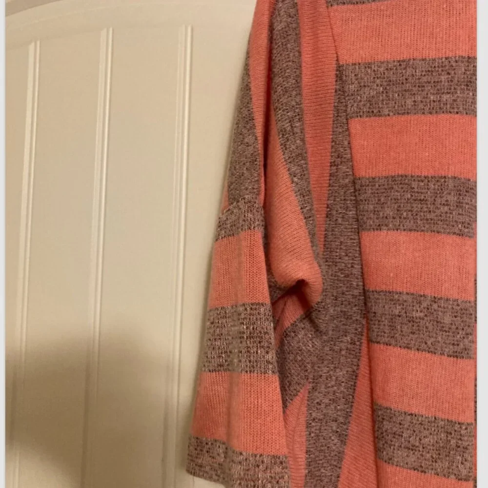 Edge Gray and Pink Striped Cardigan Sweater Small Open Front 3/4 Sleeve Knit - Picture 2 of 3